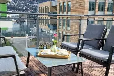 Apartaments turístics Modern Apartment   Amazing Terrace And Fjord View, Close To City Center