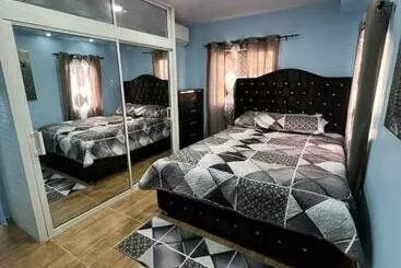 ツーリストアパートメント Paulino