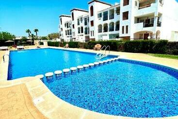 ツーリストアパートメント Playa Orihuela 2