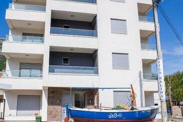 Appartements touristiques Vila Kalina Sutomore