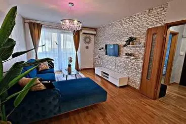 آپارتمان‌های توریست‌ها Apartment Aria Lux