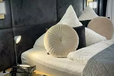 ツーリストアパートメント Ferienwohnung Bispingen