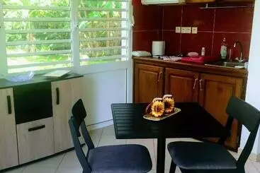 آپارتمان‌های توریست‌ها Fleur De Lys   Habitation Le Carbet  Gîte En Pleine Nature à Proximité Des Plages