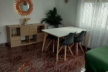 شقق خاصة سياحية La Casa De Vicente Y Soledad