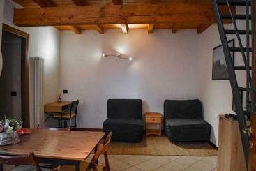 Apartamenty turystyczne Ciceri Properties Antonio Tacchini