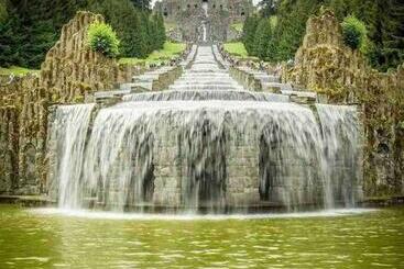 Turist apartmanları Charaktervolle Whg. Mitten In Kassel Inkl.parkplatz