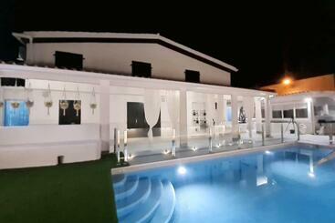 شقق خاصة سياحية Casa Rural Aldea