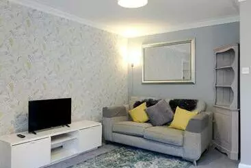 ツーリストアパートメント Dunbar Serviced Apartment