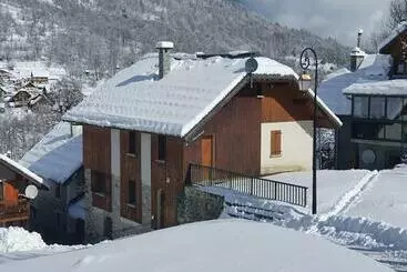ツーリストアパートメント Gîte D étape La Pierre