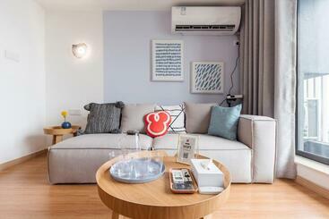 Apartaments turístics Guangzhou South Railway Station Vanke Expo Expo Expo Olympic Park Yueshidai Square Changlong Happy W