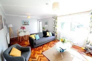 Apartaments turístics Newly Refurbished Next To University Hospital Coventry