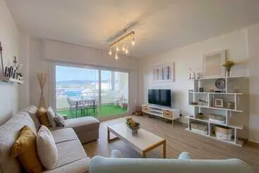 آپارتمان‌های توریست‌ها Tarifa Cozy House   Terraza , Piscina , Parking
