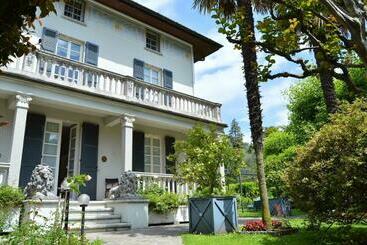 דירות לתיירים Great Charm Villa I Due Leoni Bellagio