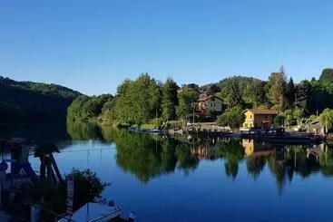 ツーリストアパートメント The House Of The River