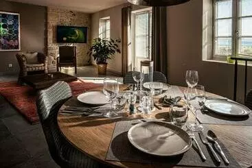 ツーリストアパートメント The View   Gite Mont Dore