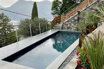 Turista apartmanok Varenna Hill Apt