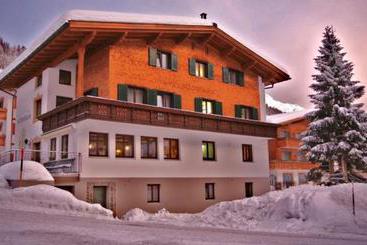 Bed and Breakfast Pension Schneerose