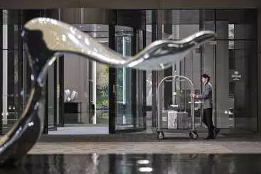 Hilton Zhuji