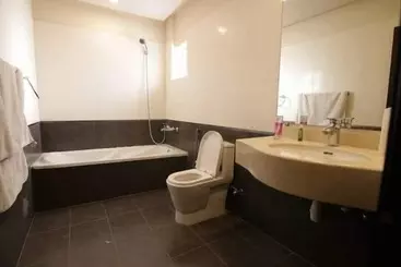 Hira Guest House & Banquet