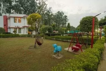 Hotel Corbett Holiday Forest Resort