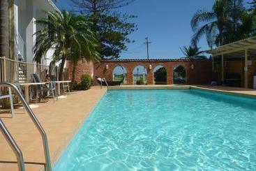 Hotel Blue Pacific Swansea