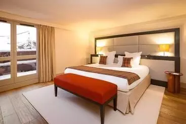 ホテル Les Suites De La Potiniere