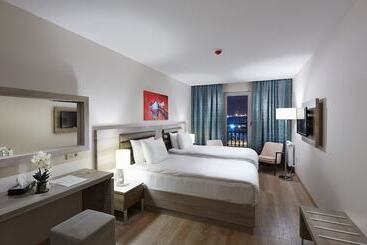 Rox Hotel Istanbul