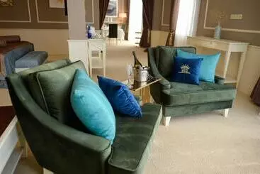 酒店 Royal Casino &