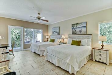 Hotelli 2533 Tennis Villas Efficiency