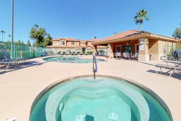 هتل Superstition Springs