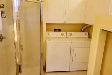 ペンション Kelli Creek Cottage   Reduced Price On Tours