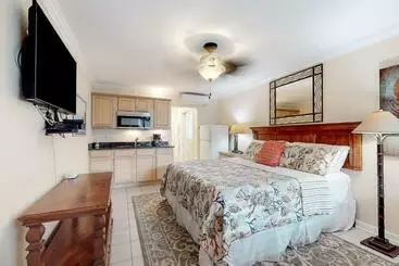 Hotelli Passagrille Beach Retreat Unit 8