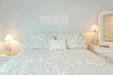 Отель A3 Island North Surfsound