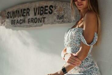 Hotel Summer Vibes Beach Front