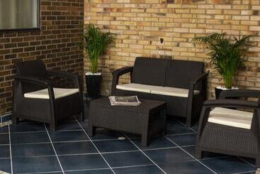 בית מלון כפרי Lobby Park