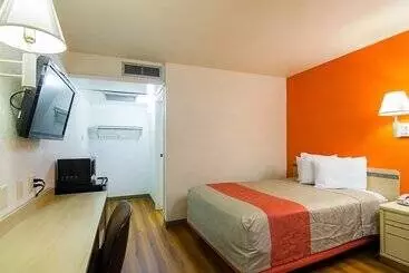 Motel 6 Mitchell, Sd