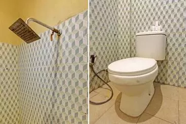 ホテル Oyo 91845 V_ar House Syariah