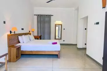 ホテル Tropical Villa   Weligama