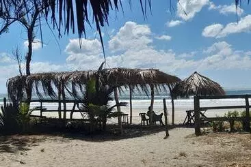 Majatalo Popoyo Surfcamp