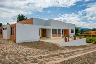 ホテル Casa El Roble Paipa