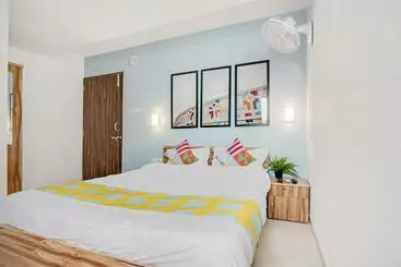 Hotel Yadvik