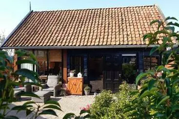 Bed and Breakfast Bed & Brochje By ús Thús