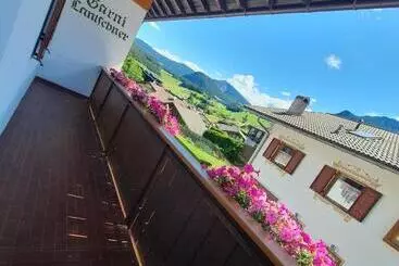 ベッドアンドブレックファースト Garni Lantschner