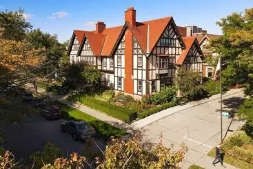 تختخواب و صبحانه Frederick Stearns House Historic Inn
