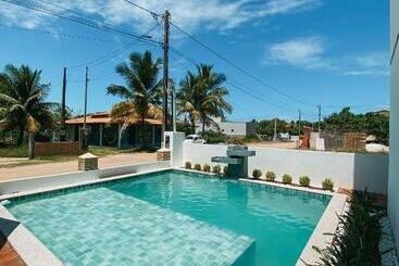 בית מלון כפרי Pousada Raroguis   Praia De Guaratiba