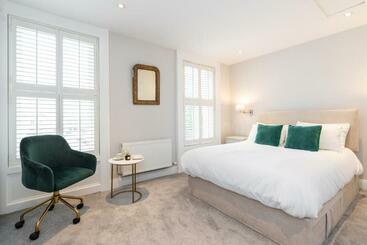 Pensión Albert Rooms