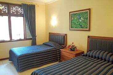 ホテル Resort Prima Sangkanhurip