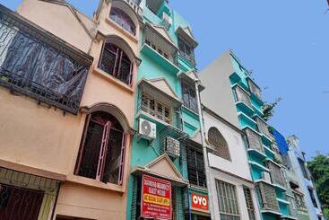 Hotelli Flagship Diamond Residency