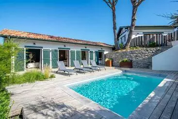 Aamiaismajoitus (B&B) Maison D Hôtes Etxea_&_co