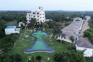 هتل Samudra Resorts And Spa